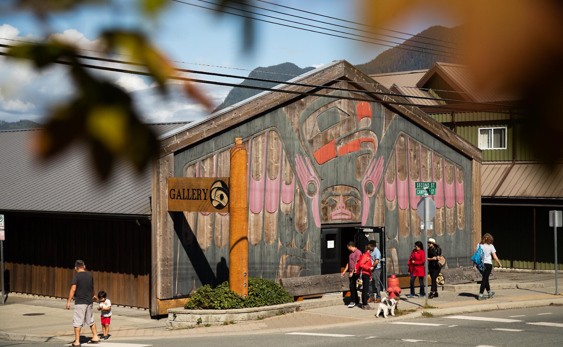 Carved exterior of the Roy Henry Vicker's First Nations gallery