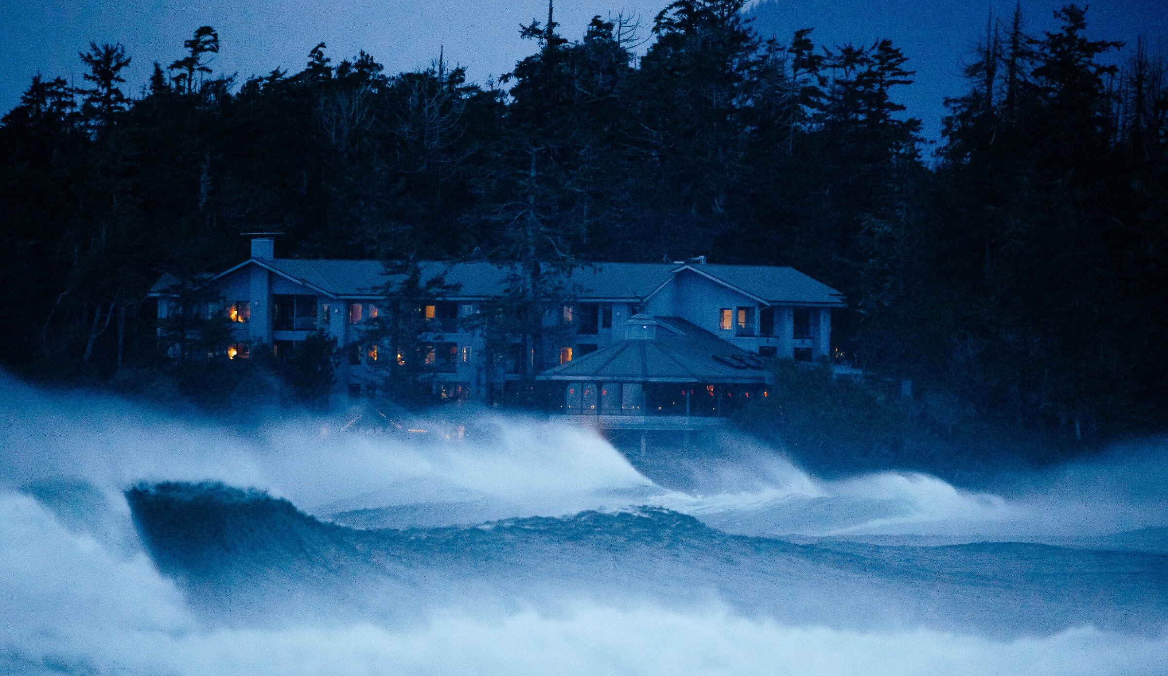 waves rolling in front of the Wickaninnish Inn