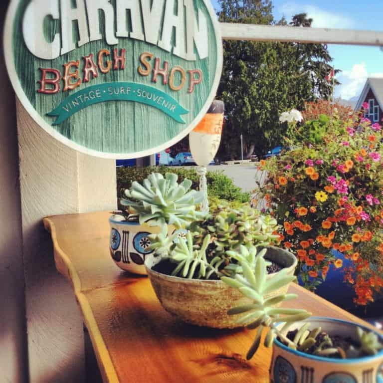 Caravan Beach Shop